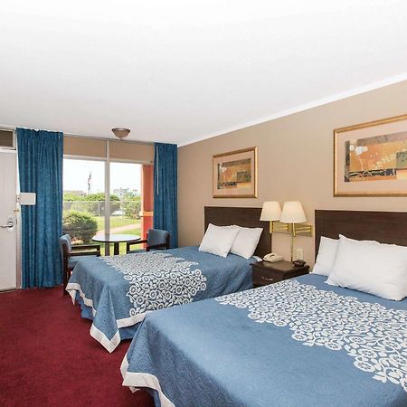 Americas Best Value Inn St. Joseph At I-29 Kültér fotó